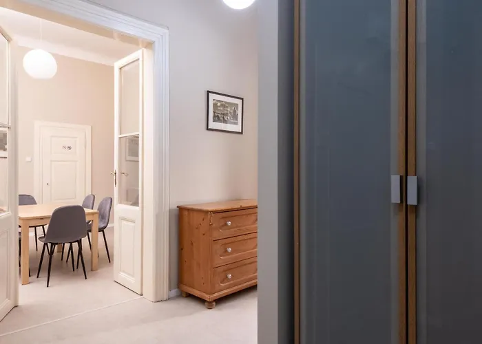 Daire Charming Near Old Town And Station